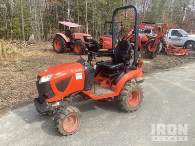 Kubota BX2380R14V-1 4WD ユーティリティトラクター