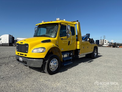 2012 Freightliner M2 106 4x2 Extended Cab Tow Truck