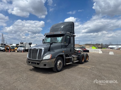 2016 Freightliner Cascadia 125 6x4 Day Cab Truck Tractor