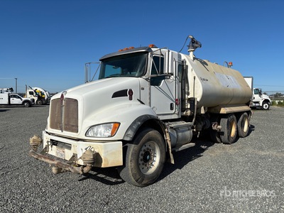 2019 Kenworth T730 6x4 Ciężarówka na wodę