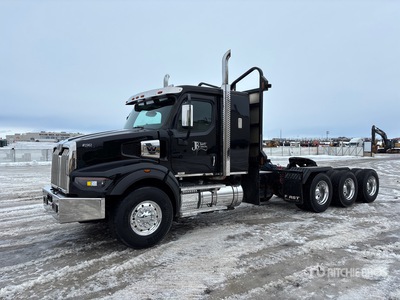 2024 Western Star 49X 8x6 Logging Tri/A Sleeper Truck Tractor