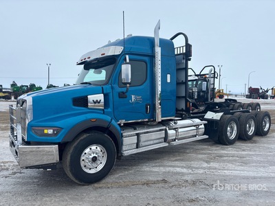 2024 Western Star 49X 8x6 Logging Tri/A Sleeper Truck Tractor