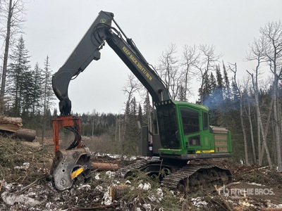 2018 John Deere 2154G プロセッサー