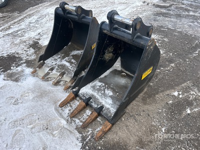 Trojan 23 in Digging Excavator Bucket