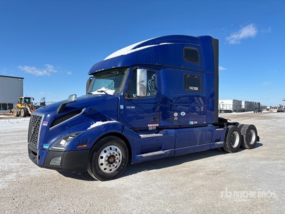 2019 Volvo VNL860 6x4 T/A Sleeper Truck Tractor