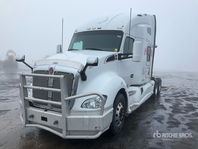 2018 Kenworth T680 6x4 T/A Sleeper Truck Tractor