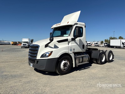 2019 Freightliner Cascadia 126 6x4 Cabeza Tractora Cabina Corta