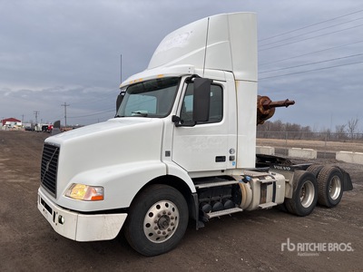 2017 Volvo VNM 6x4 تراكتور شاحنة نهارية (ثنائية المحور)