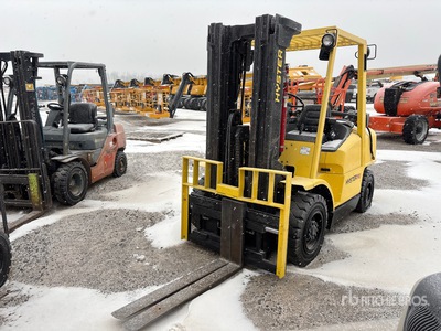 2005 Hyster H80-XM 7850 lb Pneumatic Tire Forklift