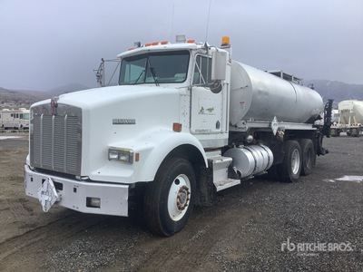 1991 Kenworth T800 3700 gal 6x4 アスファルト運搬トラック