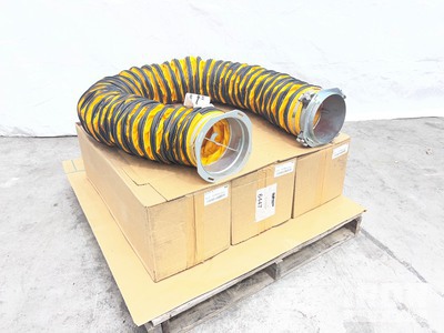 Quantity (4) Assorted 8 in. x 15 ft. Air Duct Hose Assemblies その他 - 店舗 & 倉庫 (Unused)