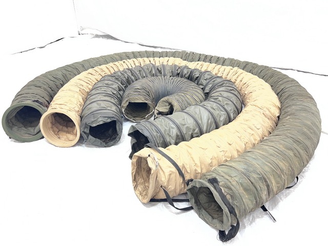 Quantity of (4) Assorted 12 in Air Duct Hose Assemblies