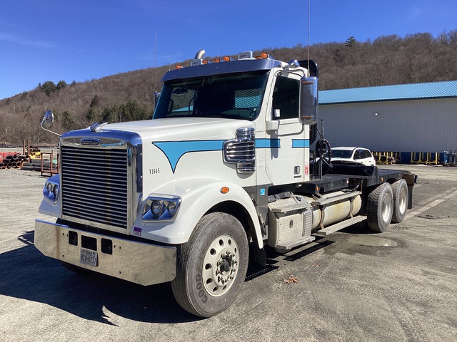 2013 Freightliner 122SD 6x4 Winch Truck