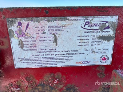 2012 Peerless PPT-75-53106-24 36 ft 24-Wheel Flatbed Remolque Petrolero