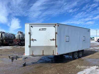 2015 Triton 18 ft T/A Remorque fermée