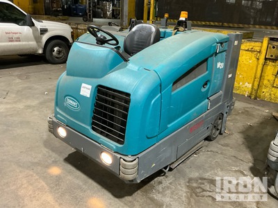 2015 (unverified) Tennant M20 Ride-On Floor Scrubber