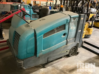 2009 Tennant M20 Ride-On Floor Scrubber