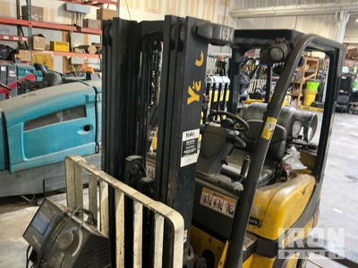 Yale GL040 3700 lb Chariot Élévateur (Inoperable)