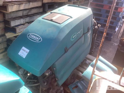 2013 Tennant 5700 Walk-Behind Electric Floor Scrubber