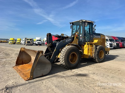 2015 John Deere 624 K Wheel Loader
