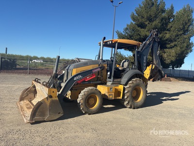 2019 John Deere 410L 4x4 Backhoe Loader