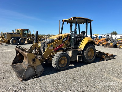 2018 Cat 415F2 IL 4x4 Landscape Loader