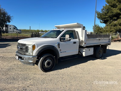 2017 Ford F-550 XL 4x2 Dump Truck