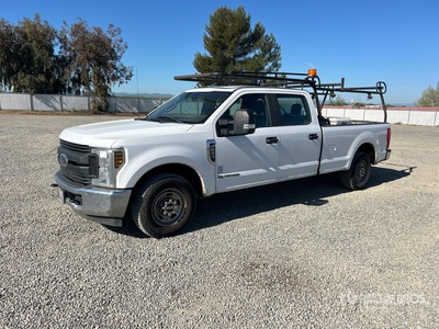 2018 Ford F-250 XL 4x2 Crew Cab Pickup