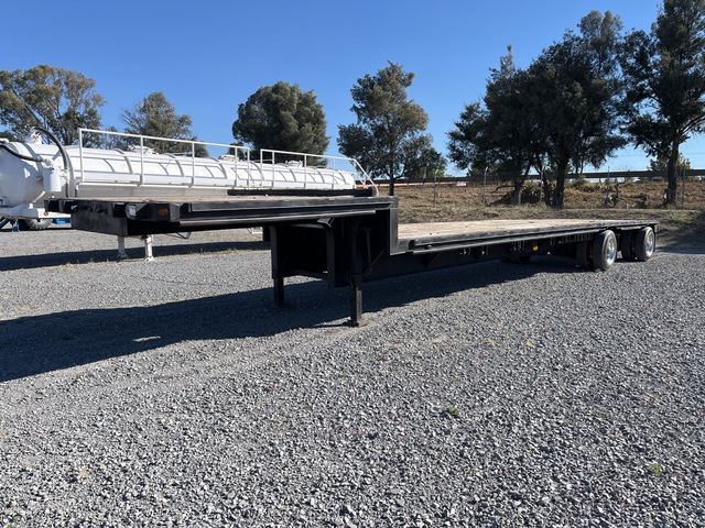 2007 Fontaine VDT-1-8048WSAWK 48 ft T/A Spread Axle Step Deck Trailer