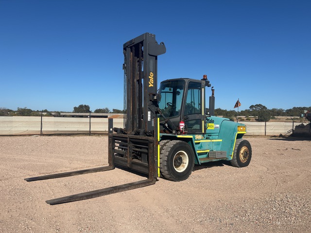 2011 Yale GDP360EB Forklift