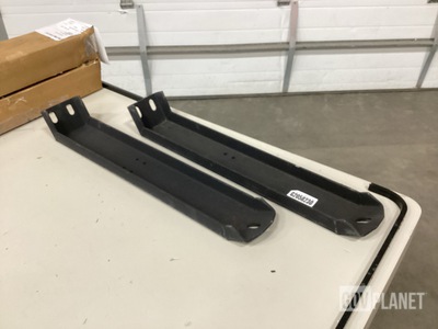 (2) Green Metal Products 12340019 Mounting Brackets
