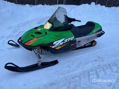 2005 Arctic Cat Z370 LX Schneemobil