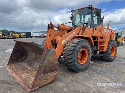Doosan DL300 Wheel Loader