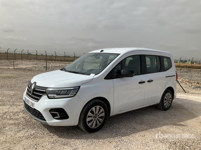 2021 Renault Kangoo Combi Passenger Van