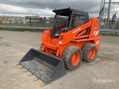 2015 Daewoo 450 Plus Skid Steer Loader