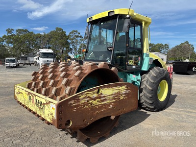 2007 Ammann ASC 110 Padfoot Drum Compactor