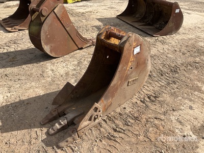 Case 450 mm Digging Excavator Bucket