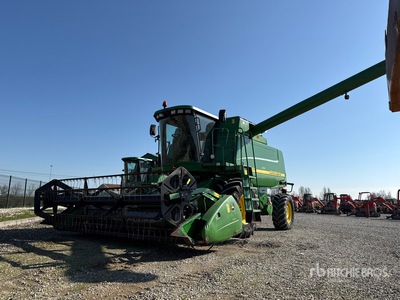 2003 John Deere WTS9580 Combine Harvester