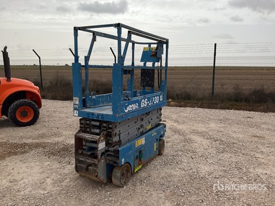 Genie GS1930 Scissor Lift (Inoperable)