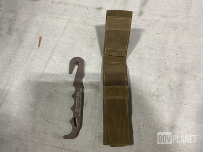 (74) Ontario Knife Model 4 Strap Cutters