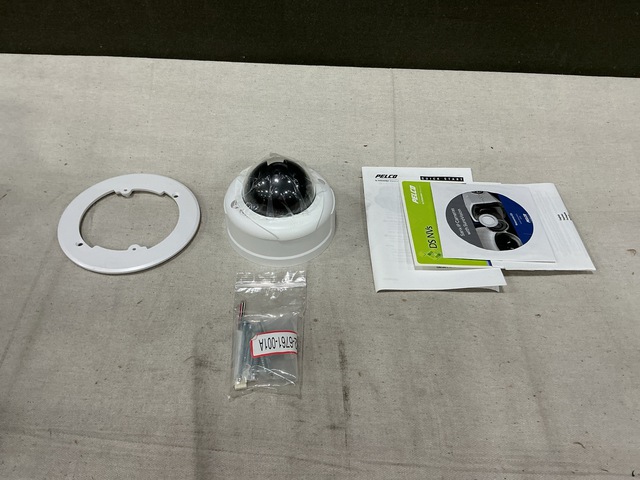 (9) Pelco Sarix Mini Dome Security Cameras