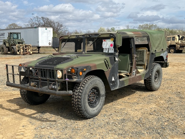 AM General M1097R1 HMMWV 4 Door Soft Top w/Truck Body