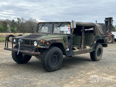 AM General M1097R1 HMMWV 4 Door Soft Top w/Truck Body
