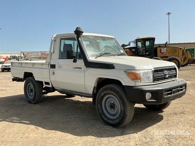 2011 Toyota Land Cruiser 79R 4x4 Pickup