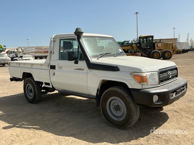 2011 Toyota Land Cruiser 79R 4x4 Pickup