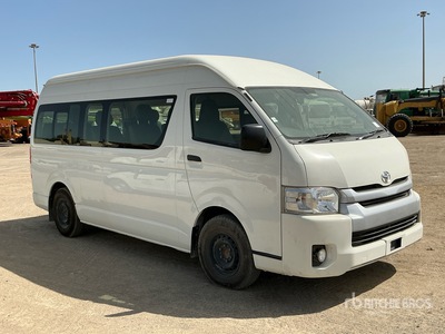 2019 Toyota Hiace 4x2 16-Seat Mini Bus