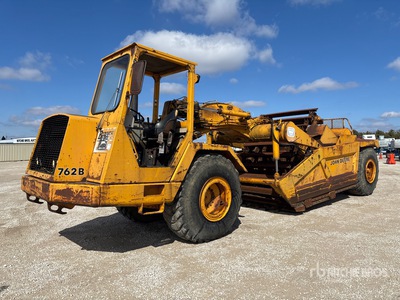 1990 John Deere 762B モータースクレーパー
