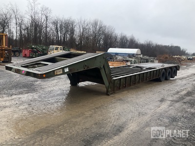 Tri-Axle Lowboy Trailer