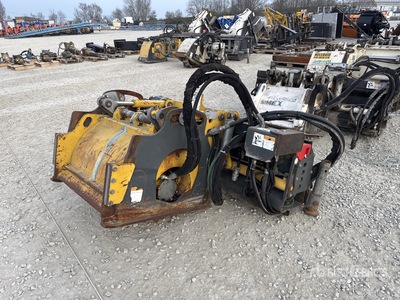 2004 Simex PL6020 Replanisseur pour chargeuse à différentiel