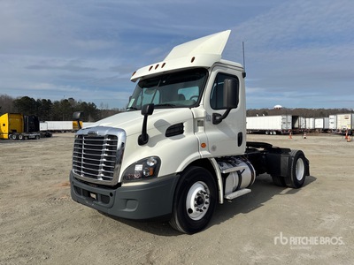 2017 Freightliner Cascadia 113 4x2 Cabeza Tractora Cabina Corta